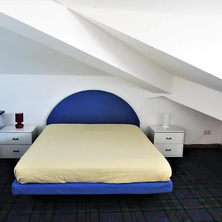 Attico Viale Trento Apartment *